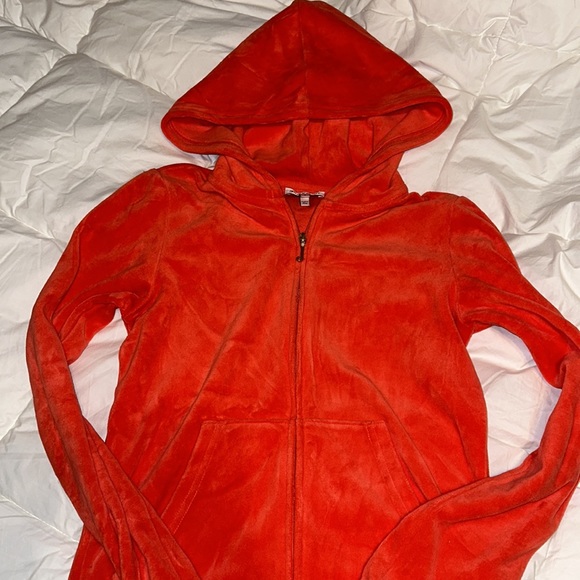 Brand New Juicy Couture Zip Up Small - Picture 2 of 4
